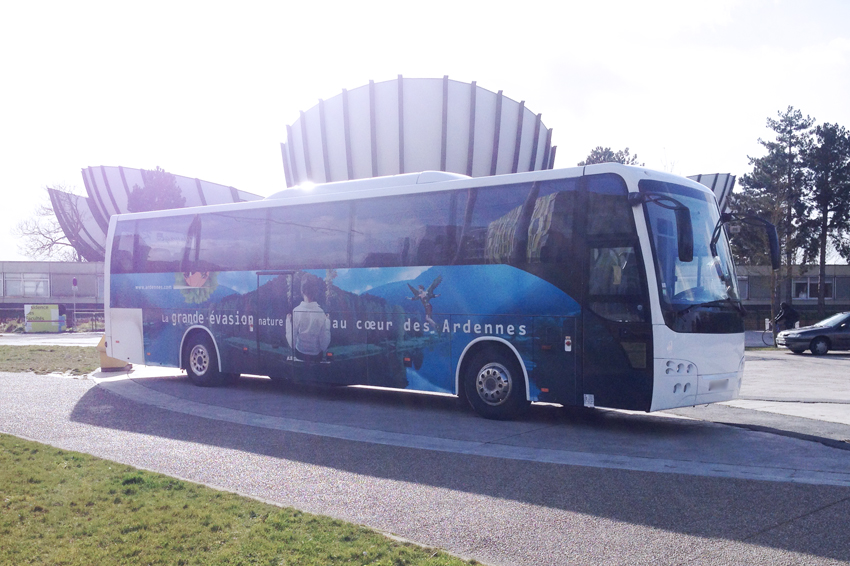 marquage véhicule bus covering communication