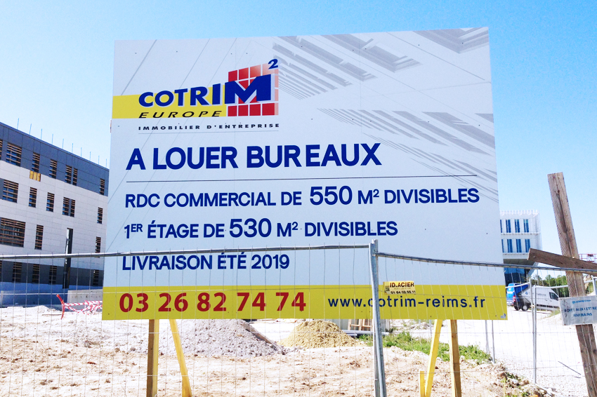 panneau de chantier grand format 4x3m cotrim immobilier signalétique publicité