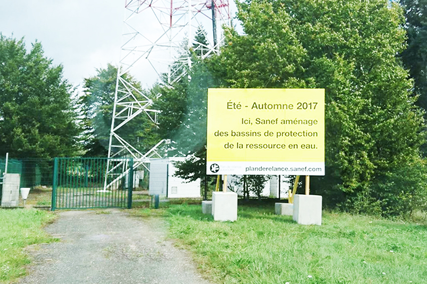 panneau grand format 4x3 m signalétique sanef plot béton communication publicité