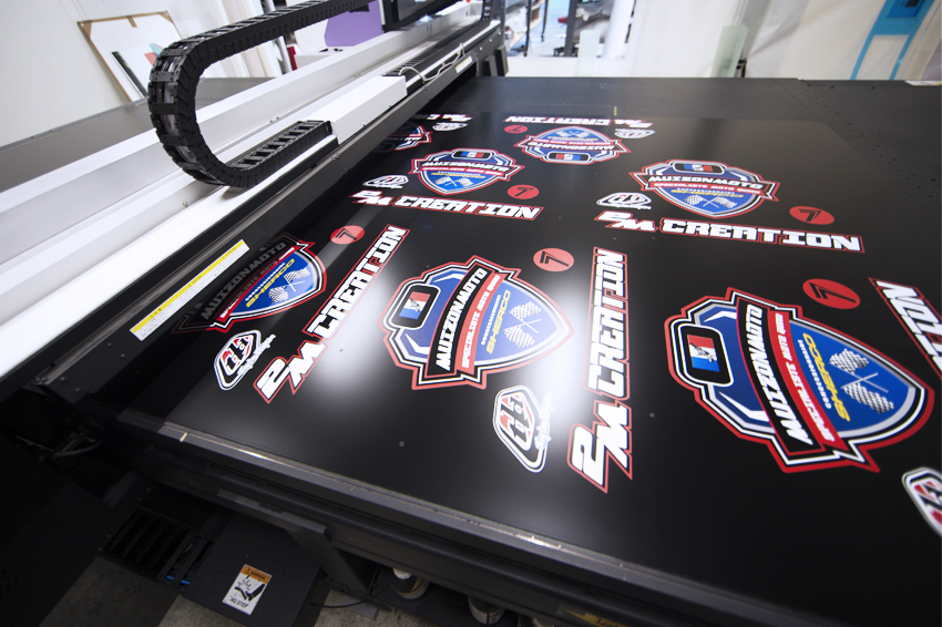 impression sur dibond noir mat mimaki jfx 500-2131 encre uv muizon moto signalétique publicité communication