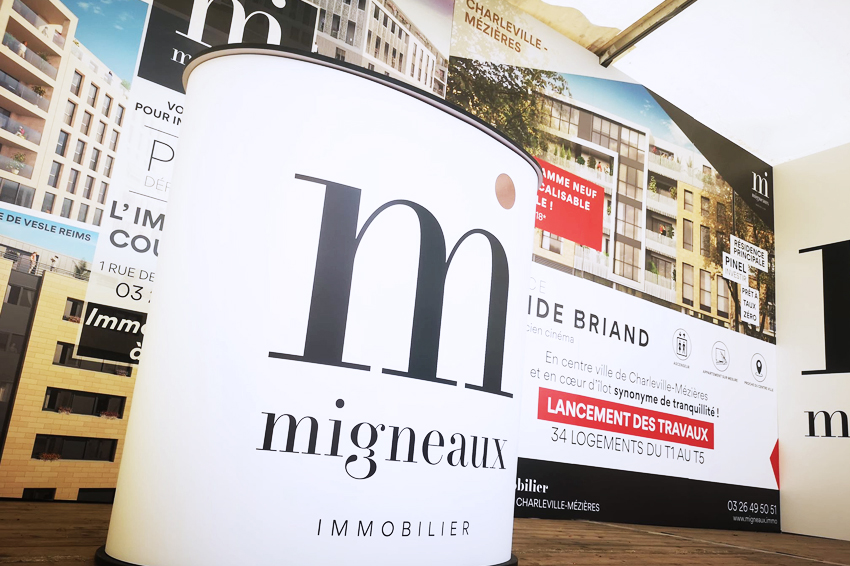 réalisation d'un stand en panneaux modulaires PVC pour notre client Migneaux Immobilier 